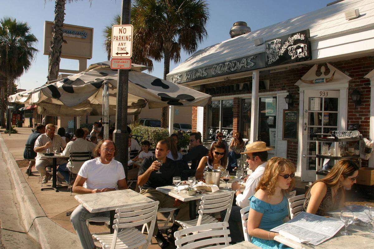 Las Vacas Gordas, one of several Argentine restaurants in the little Argentine area in North Beach, in 2003.