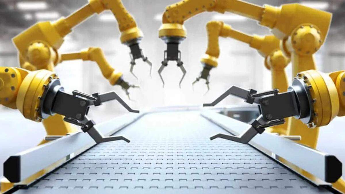 The International Federation of Robotics says that U.S. sales of industrial robots increased by 7 percent in 2020.