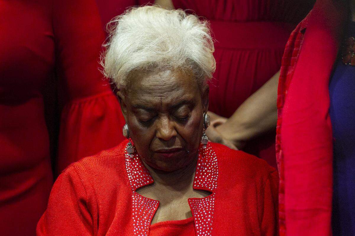 Former Broward elections supervisor, Brenda Snipes, attends a press conference in Fort Lauderdale on Saturday, Dec. 1, 2018. Brenda Snipes announced she is rescinding her resignation after Gov. Rick Scott suspended her on Friday, Nov. 30.