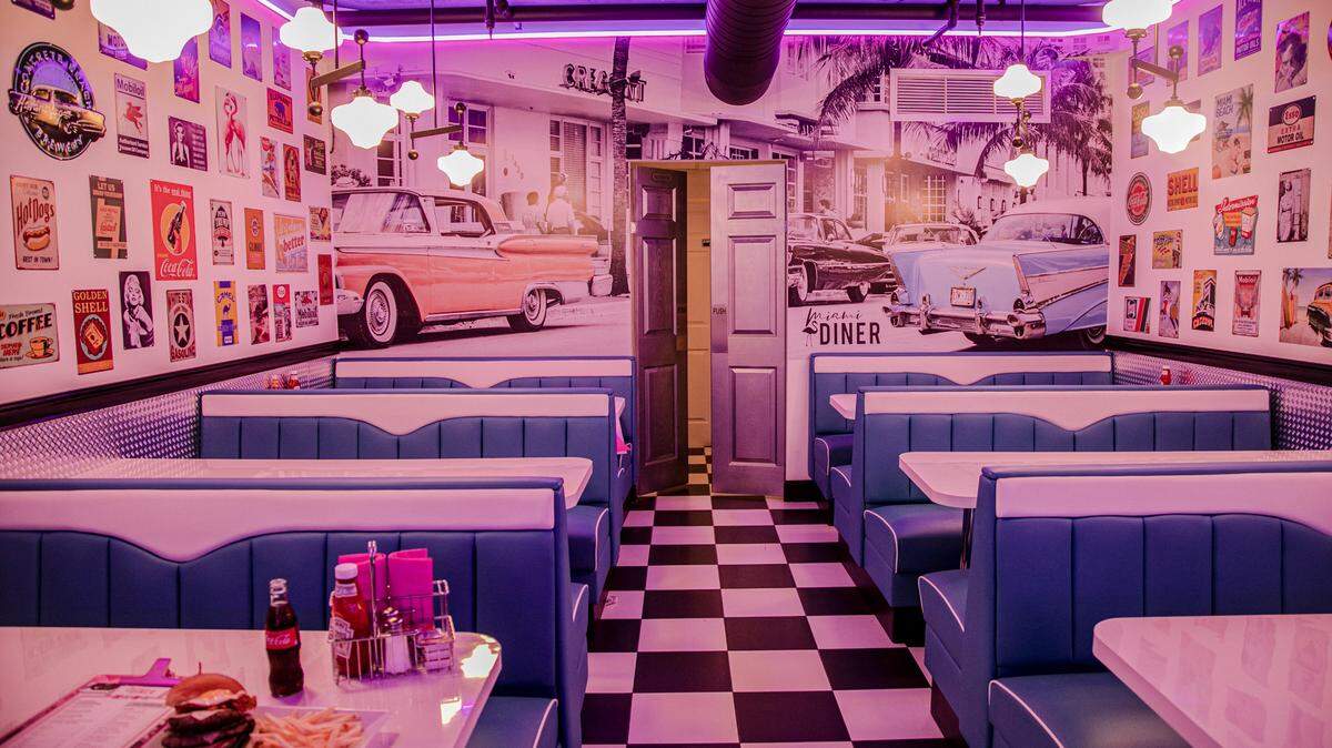 The new Miami Diner has a retro feel and a comfort food menu.