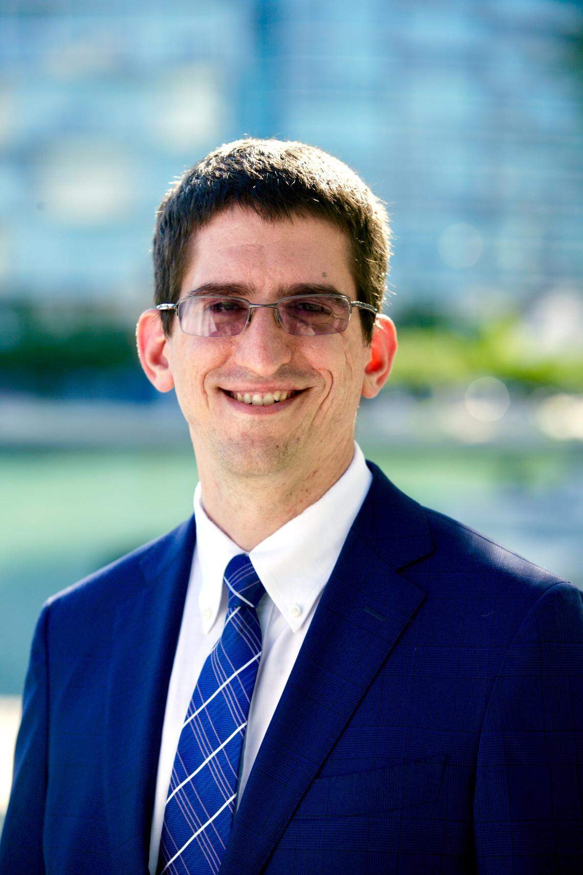 Igor Hernandez, Miami lawyer