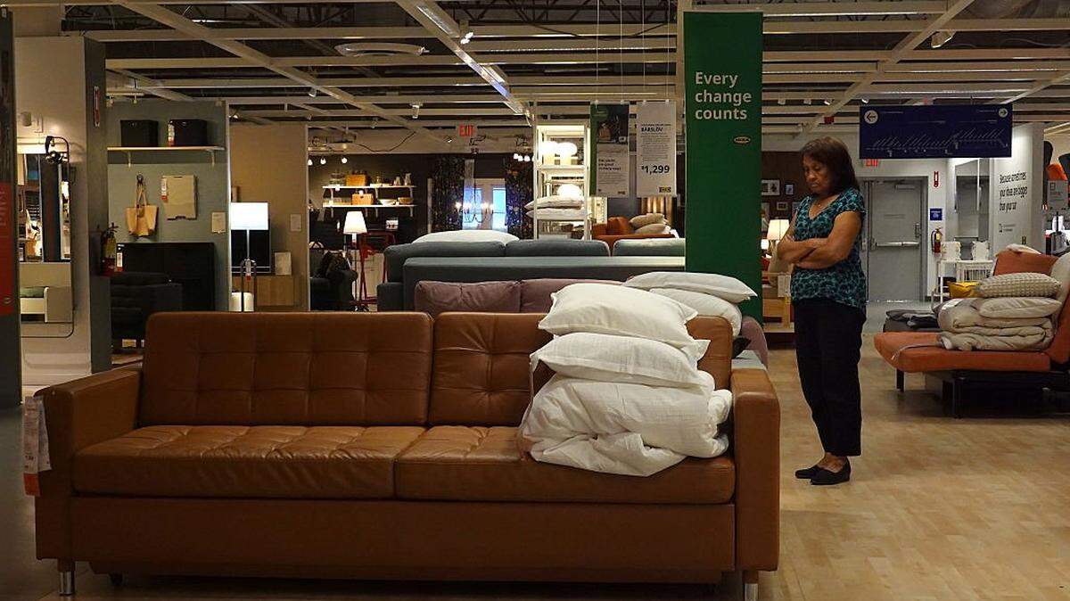 EMERYVILLE, CALIFORNIA - SEPTEMBER 26: A customer shops for furniture at an IKEA store on September 26, 2025 in Emeryville, California. U.S. President Donald Trump announced a series of new tariffs on Thursday that will impose a 25 percent tariff on imported semi-trucks, a 50 percent tariff on bathroom vanities and kitchen cabinets, and a 30 percent tariff on upholstered furniture. (Photo by Justin Sullivan/Getty Images)