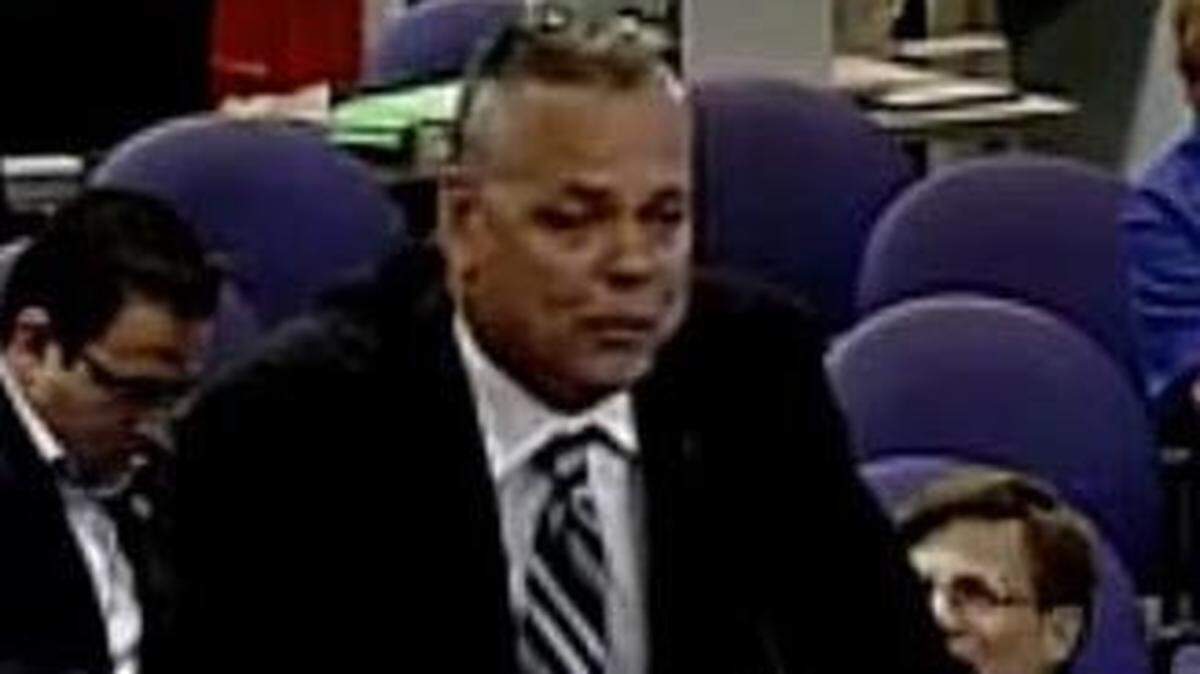 Scot Peterson, school resource officer at Marjory Stoneman Douglas High School, addresses a public hearing before the massacre that led to his exit from the Broward Sheriff's Office.