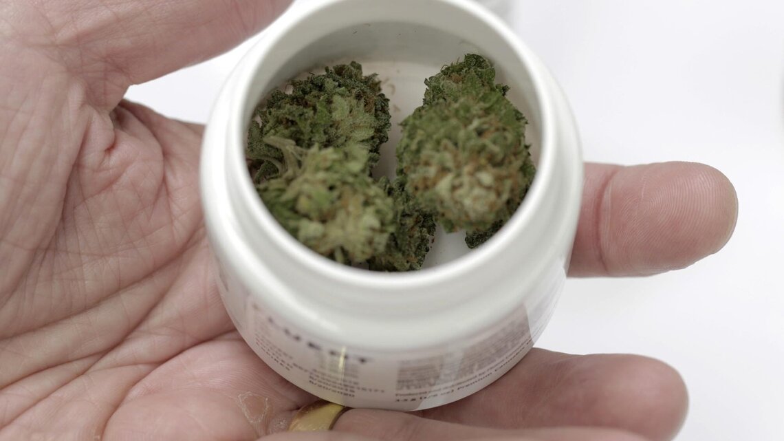 THC cap for medical marijuana patients under 21 dies in Florida House