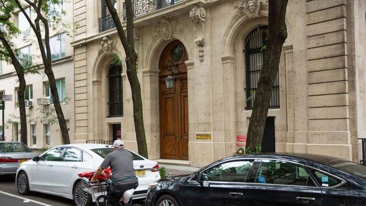 Jeffrey Epstein wanted to await trial in New York in his seven-story mansion, not in his jail cell. The judge said no. He died behind bars in what was ruled a suicide.