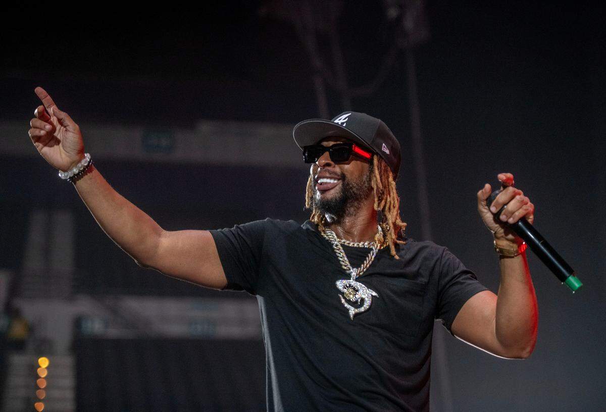 Lil Jon perfoms for the crowd duirng the Mardi Gras Mambo at the Pensacola Bay Center Saturday, Jan 11, 2025.
