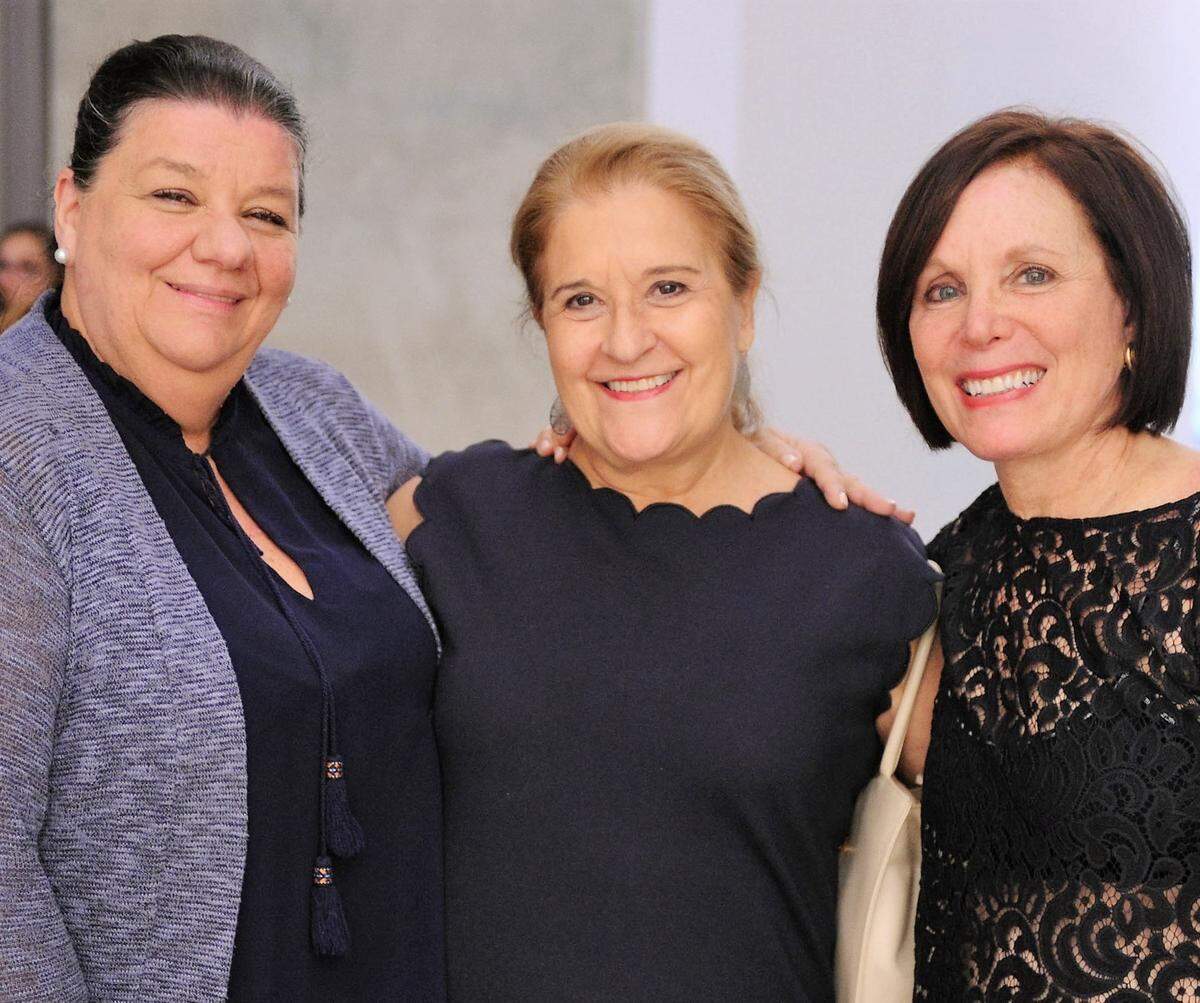 Terry Schechter, Susana Ibargüen and Gail Meyers in a 2016 El Nuevo Herald file photo.