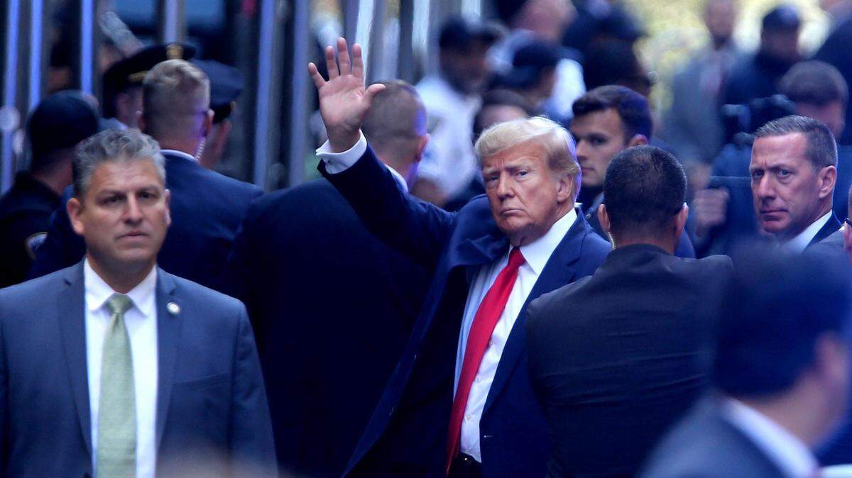 El ex presidente Donald Trump llega al Tribunal Penal de Manhattan en Nueva York esl 4 de abril de 2023.
