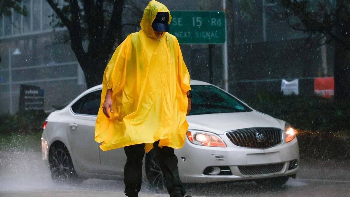 When will South Florida, Keys see the worst of Ian, and when will bad weather clear out?