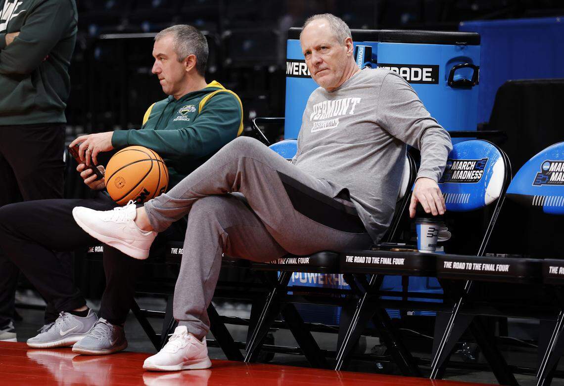 john becker vermont mens basketball coach