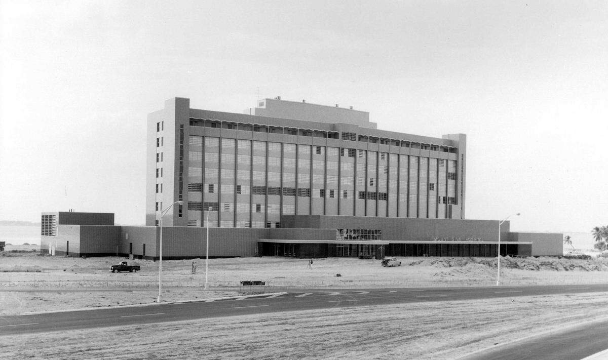 The main building of Mount Sinai Hospital, at the foot of the Julia Tuttle Causeway and just north of the 41st Street business district.