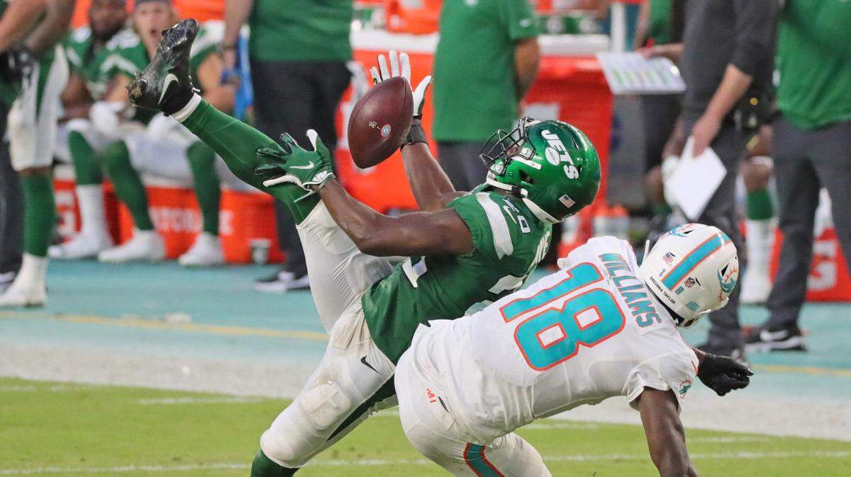 El veterano safety Marcus Maye (izq.), liberado por los Saints de Nueva Orleans en marzo pasado, acordó con el club de Miami.