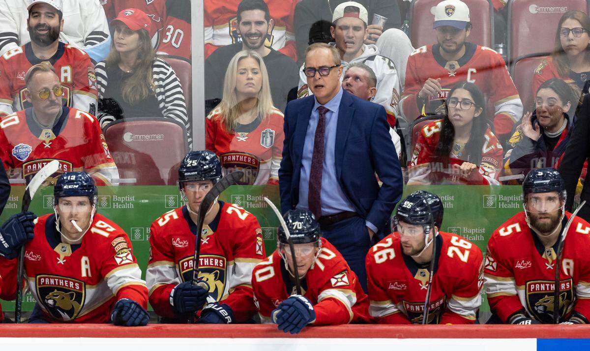 Florida Panthers head coach Paul Maurice watches his team play against the Los Angeles Kings in the third period of their NHL game at Amerant Bank Arena on Wednesday, Jan. 29, 2025, in Sunrise, Fla.