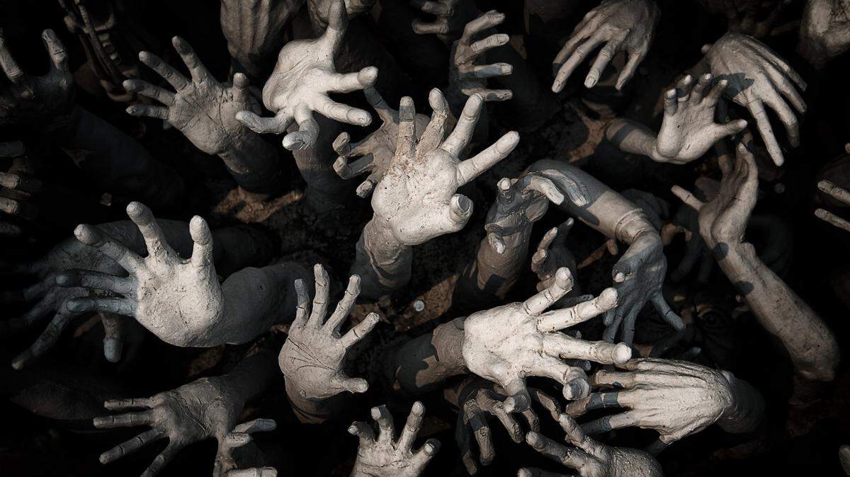 The CDC’s Zombie Preparedness guide is making the rounds again — really.