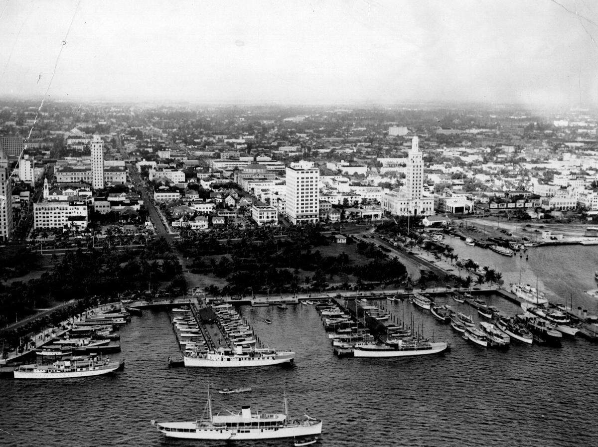 El paisaje arquitectónico de Miami en una imagen de octubre de 1937.
