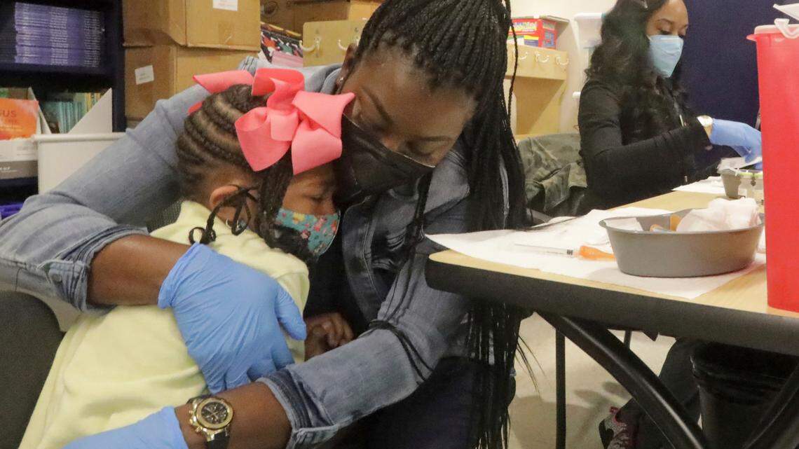 Coronavirus omicron variant continues to spread. What to know about COVID test recall, fake vaccine cards, misinformation, COVID deaths, Medicare at-home tests.