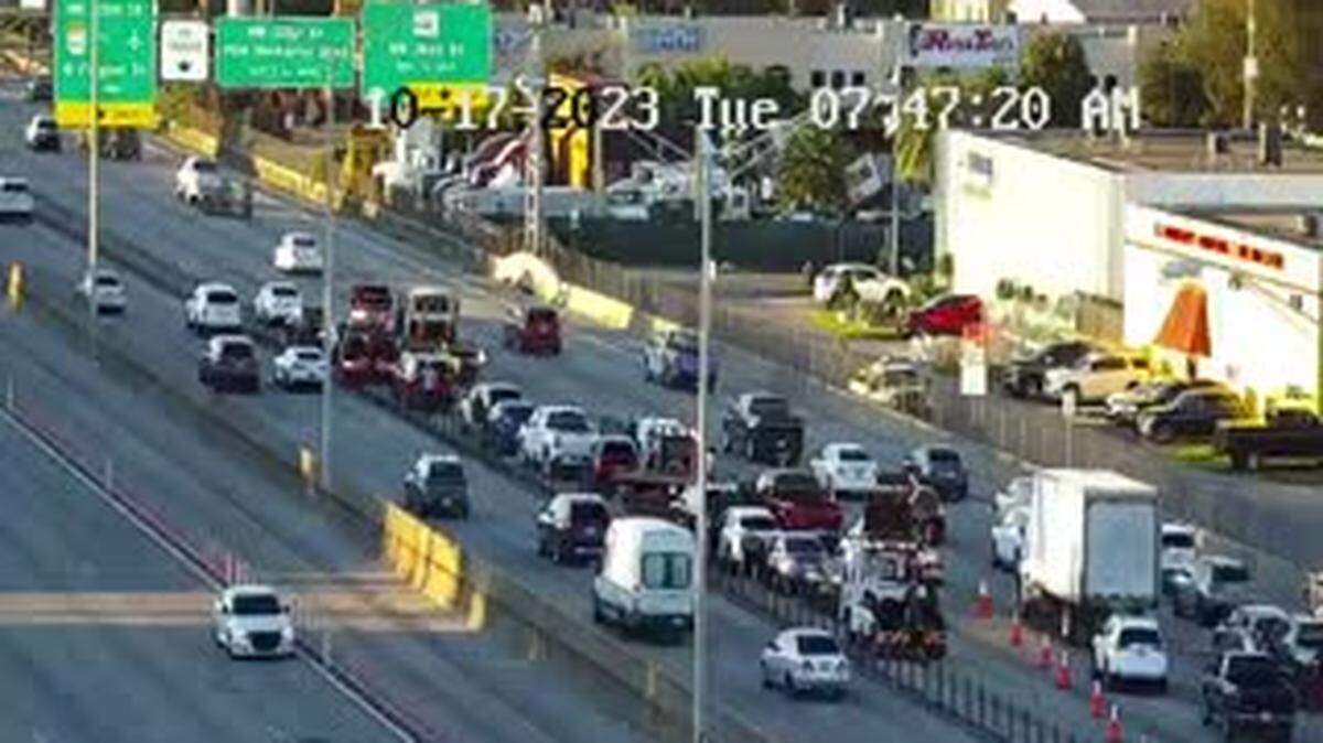 The 12-car crash on the southbound Palmetto Expressway that has traffic backed up on Tuesday morning.