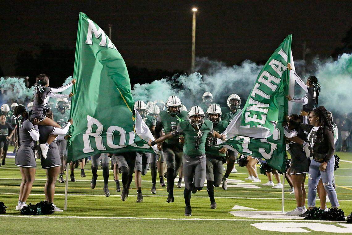 Miami Central Rockets take a field for the Class 2M state semifinal game against St. Petersburg Lakewood Spartans on Friday, December 2, 2022 at Traz Powell Stadium in Miami. Andrew Uloza / for Miami Herald
