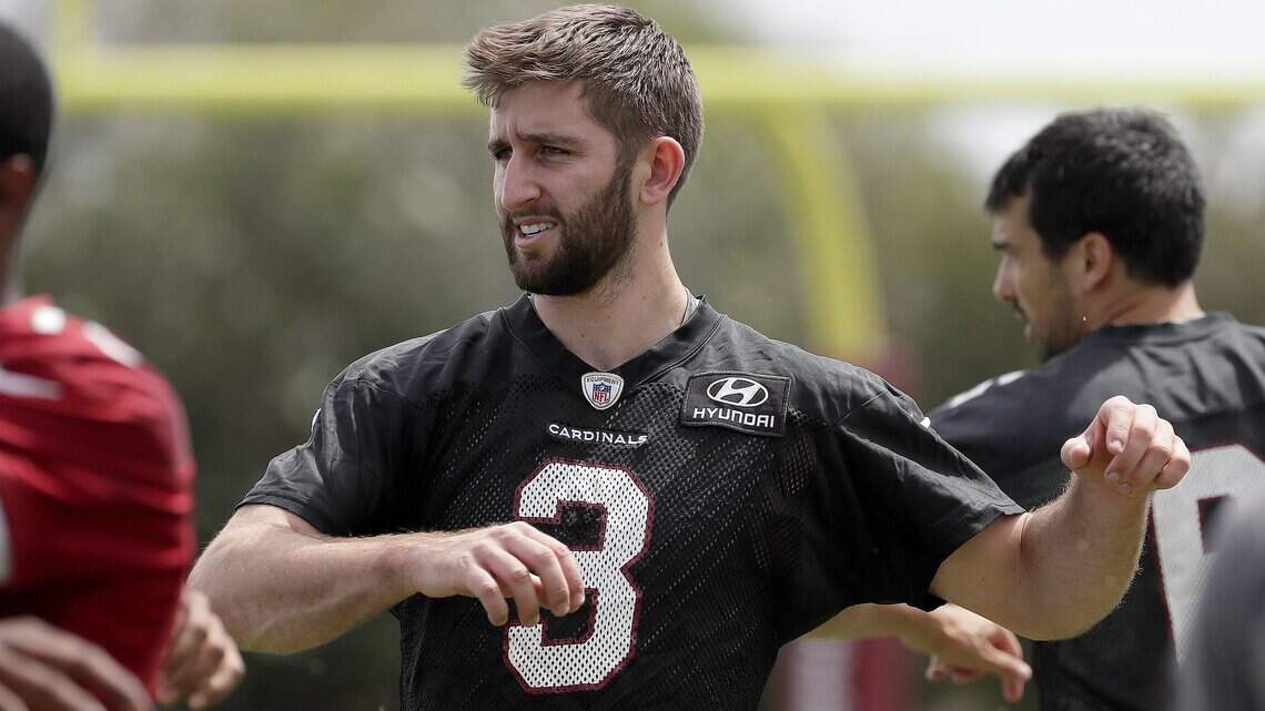 Miami Dolphins make big decisions on NFL draft’s second day | Miami Herald