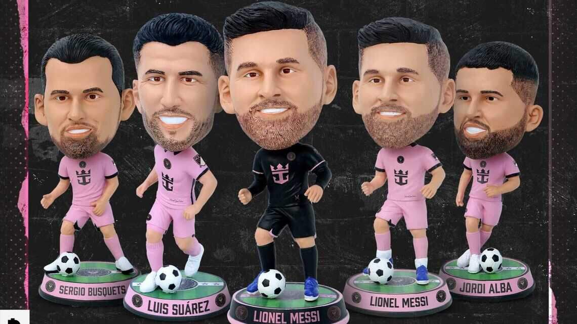 Messi mania continues with new bobblehead collection that includes Suarez, Alba, Busquets