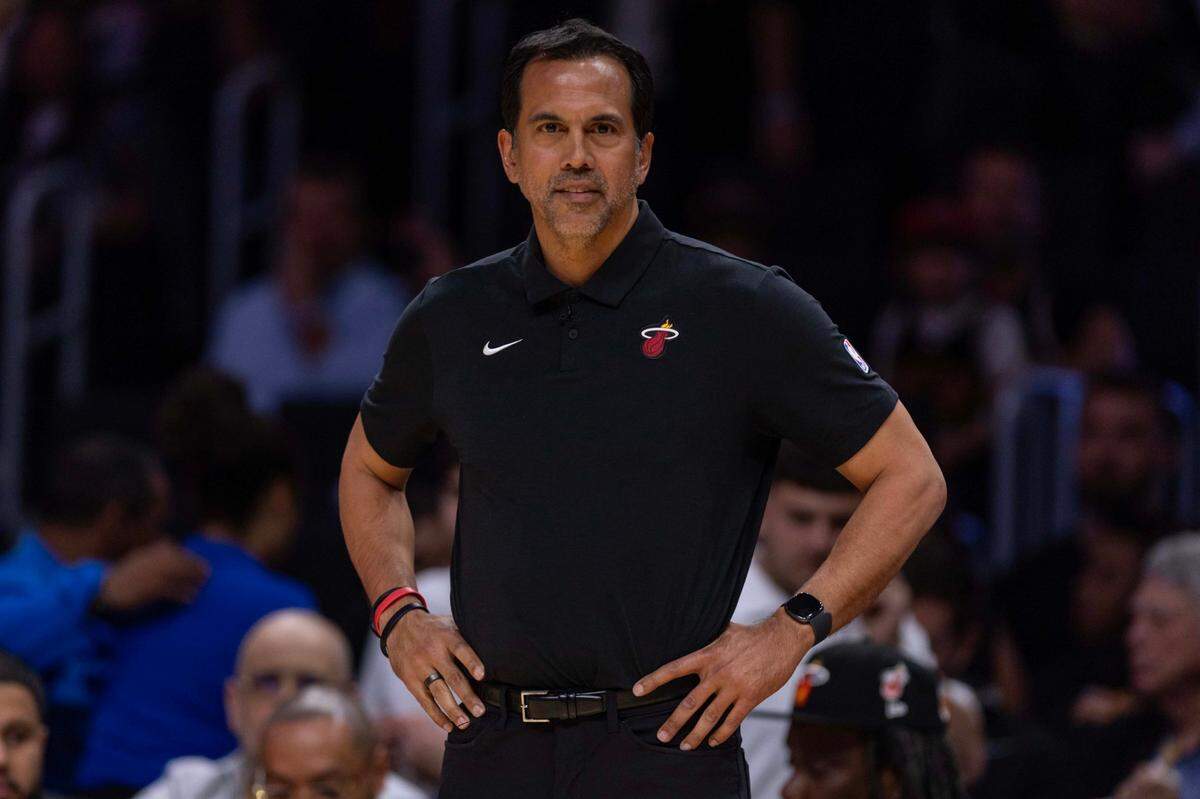 El entrenador del Heat de Miami Erik Spoelstra elogió la resiliencia del equipo tras fin de la mala racha. 