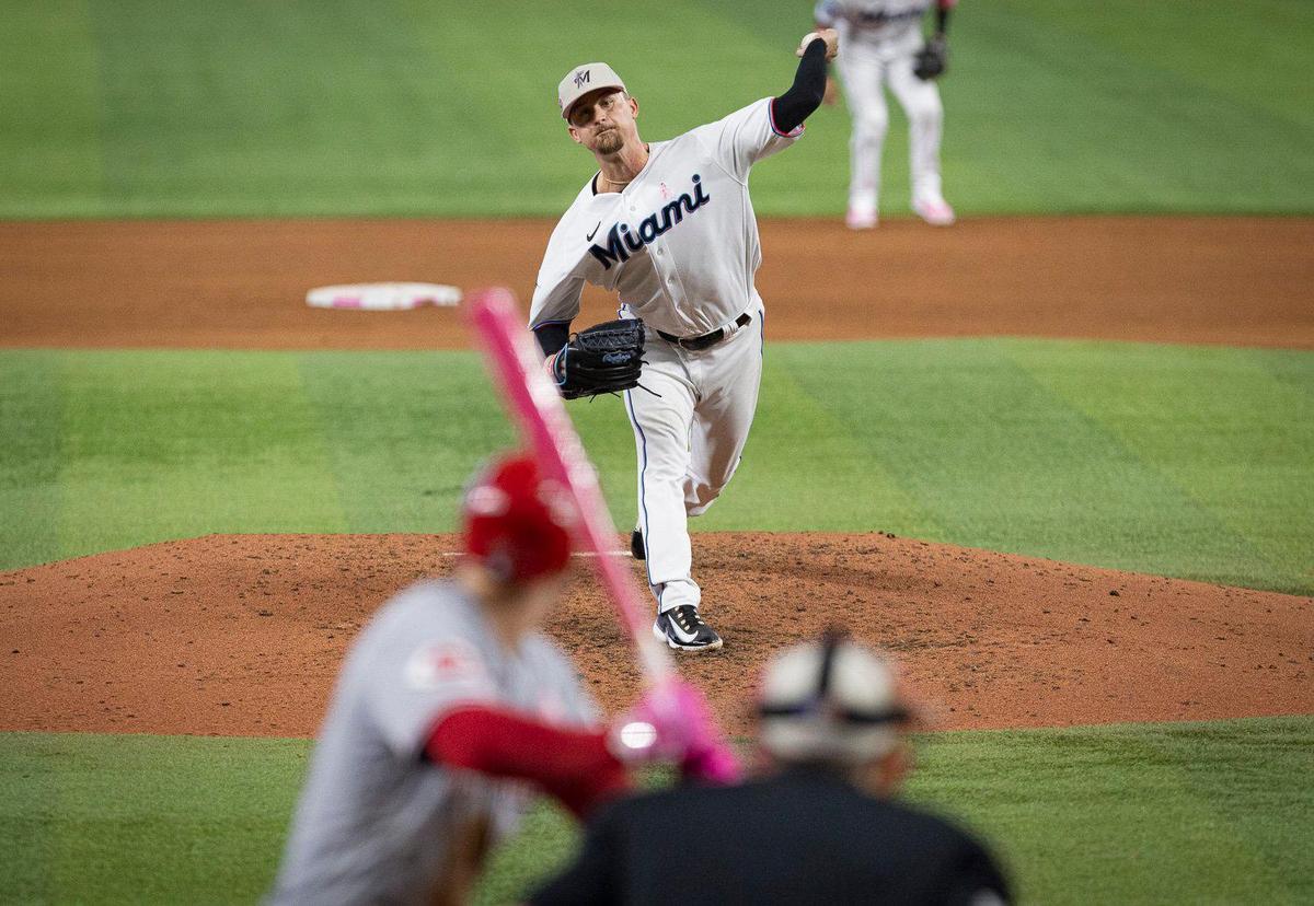 Miami Marlins starting pitcher Braxton Garrett (29) pitches during the fifth inning of a baseball game between the Miami Marlins and the Cincinnati Reds on Sunday, May 14, 2023, at loanDepot Park in Miami.