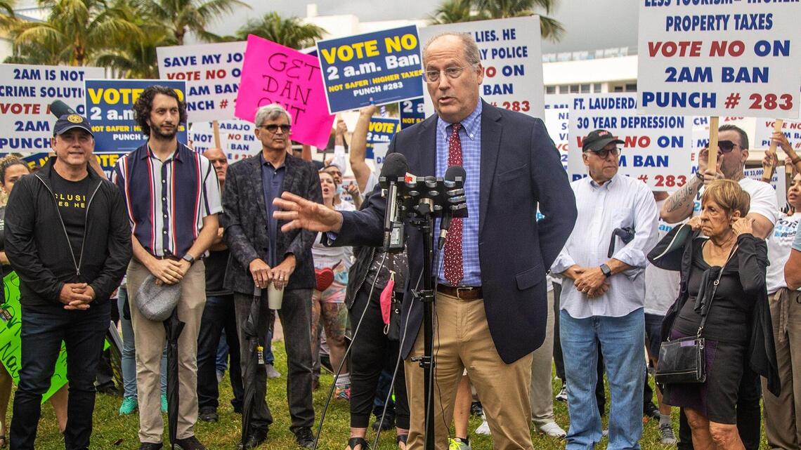 Miami Beach commissioners divided on 2 a.m. alcohol cutoff but push proposals forward