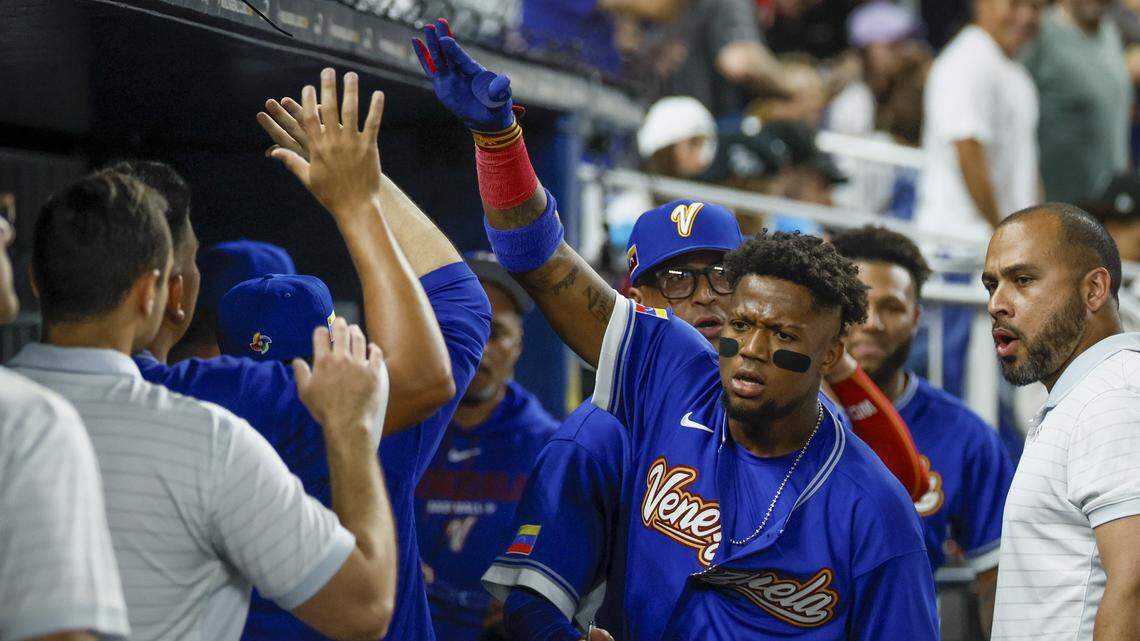 With big swings and a steady bullpen, Venezuela upsets Ohtani and Japan in WBC