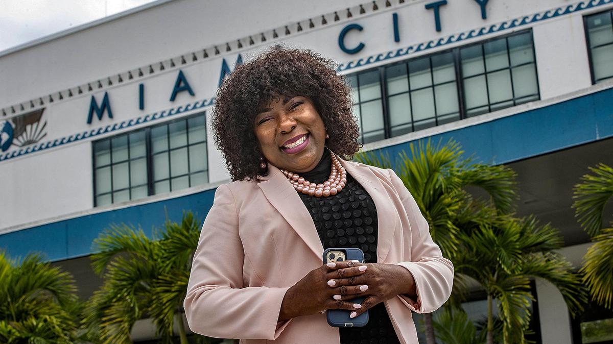 Gail Seay, Deputy Director of Constituent Affairs posed in front of the City of Miami City Hall after singing the National Anthem during Mayor Francis Suarez’s State of the City address on Friday, Jan. 27, 2023.