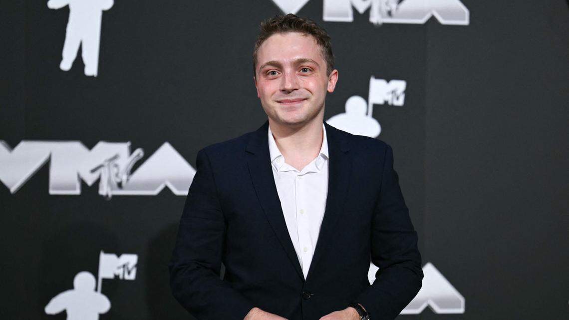 Jake Shane Details the ‘Most Embarrassing Moment’ of His Life While Signing Autographs