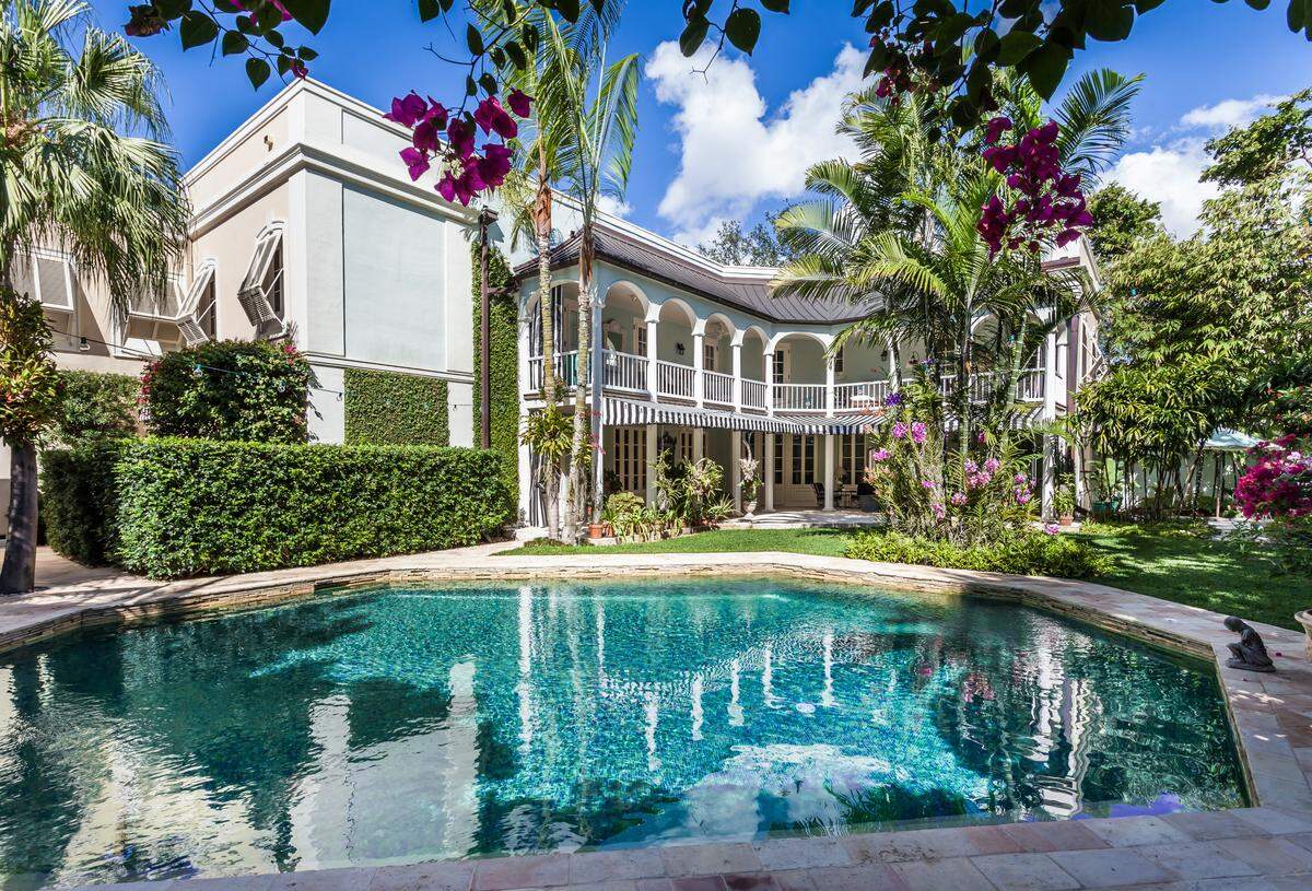 The house at 1030 Hardee Rd. was once home to LeRoy Collins, the 33rd governor of Florida, as well as Edward and Marie Swenson, founders of the Everglades School for Girls, which later merged into Ransom Everglades.