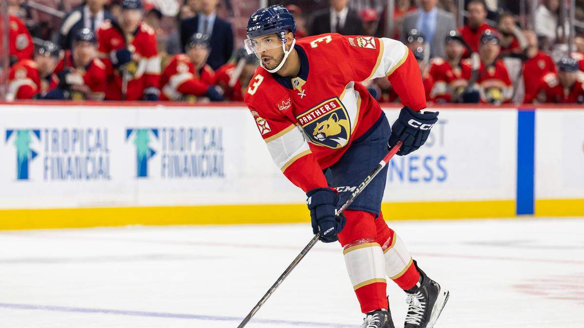 Florida Panthers defenseman Seth Jones (3) looks to pass the puck in the third period of his NHL game against the Utah Hockey Club at Amerant Bank Arena on Friday, March 28, 2025, in Sunrise, Fla.