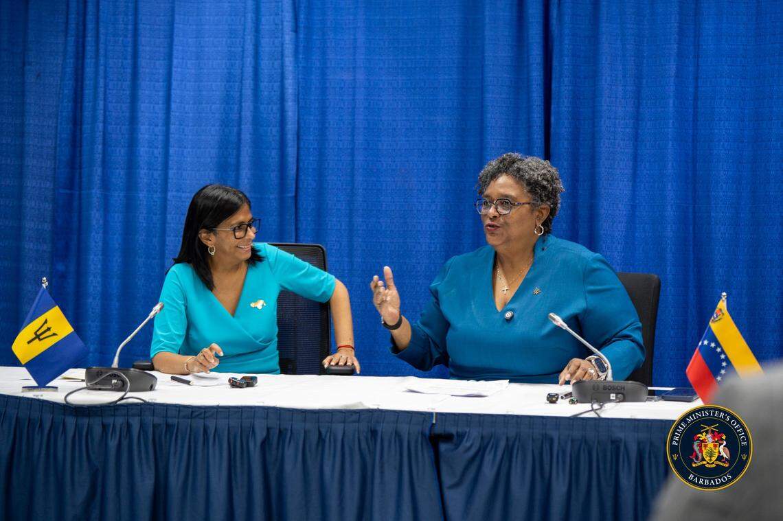 Venezuelan leader’s brooch during Caribbean visit sparks fight with Guyana