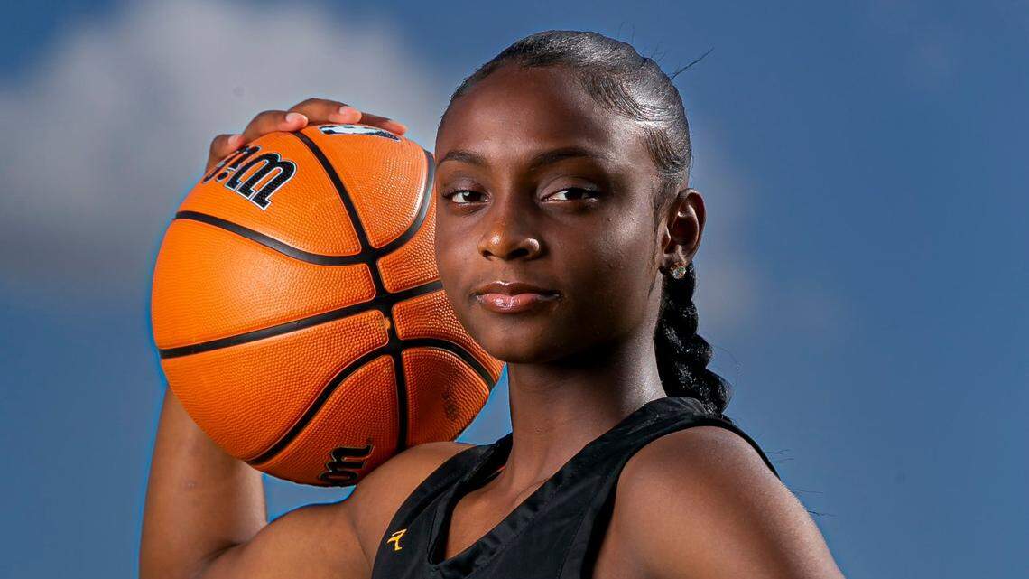 VIDEO: Meet the Herald’s 2021-22 Broward County Winter Sports Players of the Year