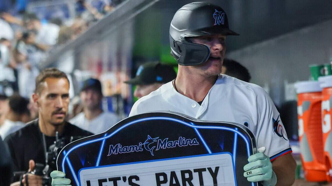 Marlins erase six-run deficit as Miami sweeps Phillies to restart playoff push
