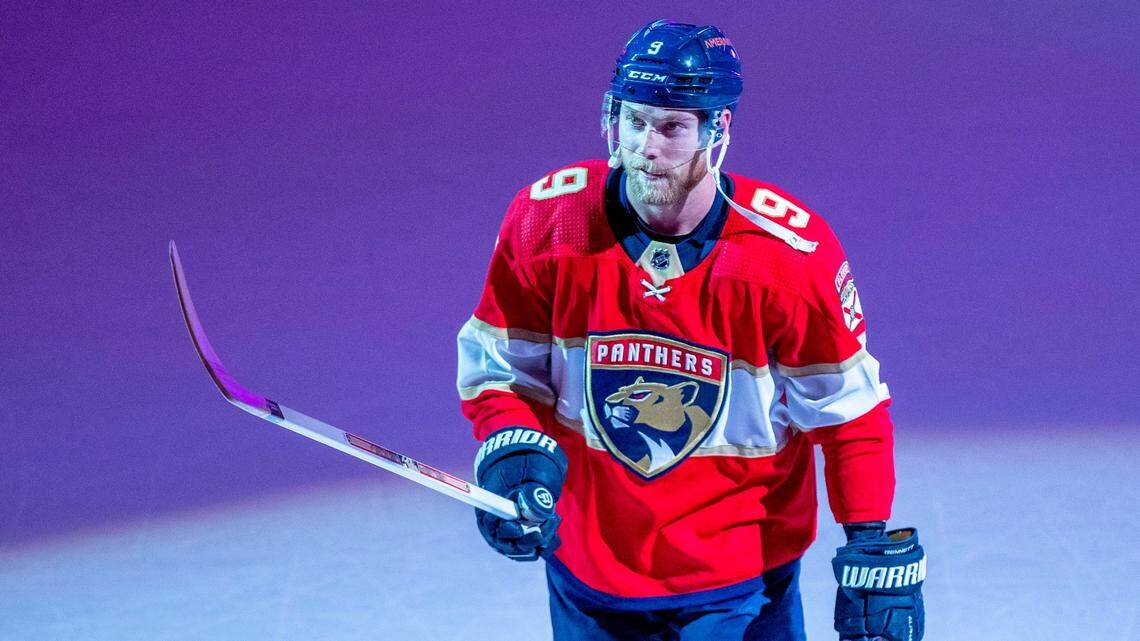 Florida Panthers center Sam Bennett (9) is named a star of the game after the third period of an NHL game against the Montreal Canadiens at FLA Live Arena in Sunrise, Florida, on Saturday, January 1, 2022. The Panthers defeated the Canadiens 5-2.