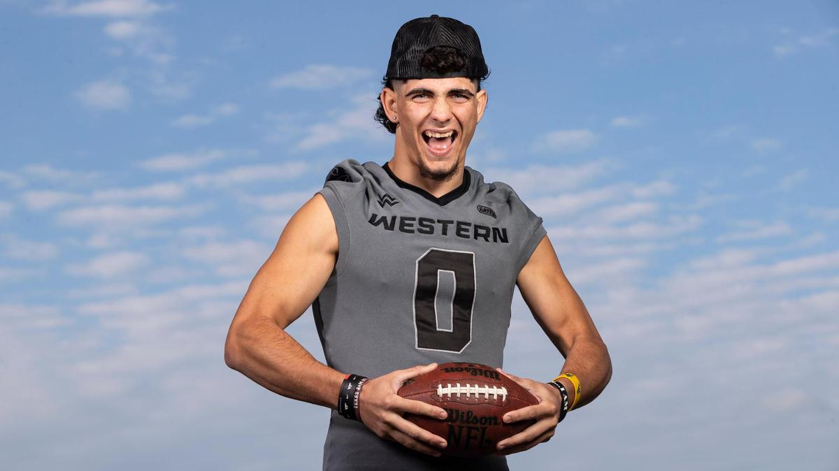 Western High’s Julian Mendez is the Miami Herald’s Broward 7A-5A Defensive Player of the Year.