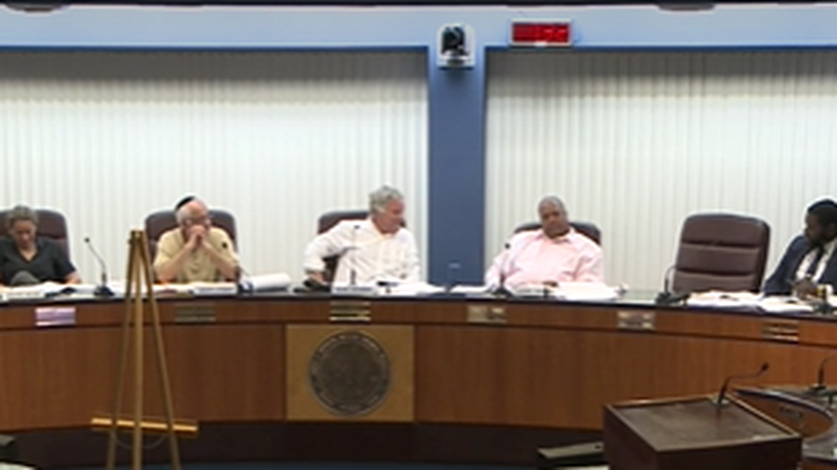 Larry Thompson, second from right, at a North Miami Beach Planning and Zoning Board meeting in 2019.