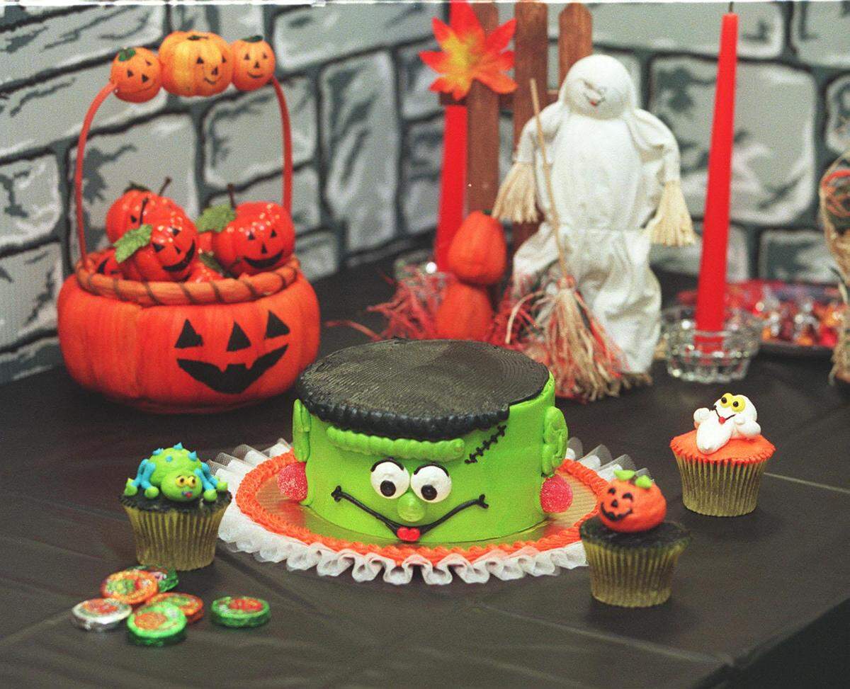 Halloween goodies at he supermarket bakery.