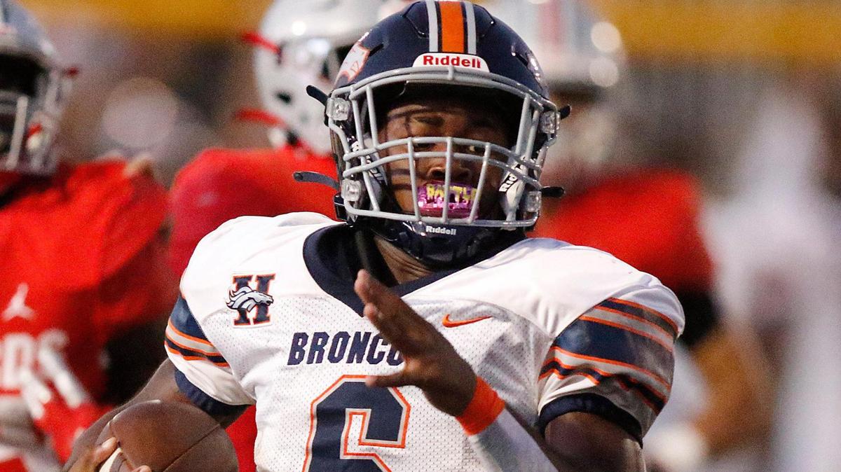 Homestead Broncos running back Tyrone Maxwell (6) carries the ball against Doral Academy during football game on Thursday, October 14, 2021 at Doral Academy in Doral