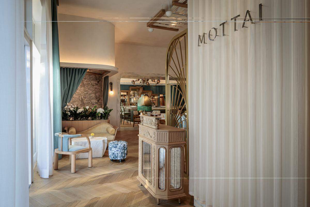 The entrance at Mottai Japanese restaurant in Coral Gables.