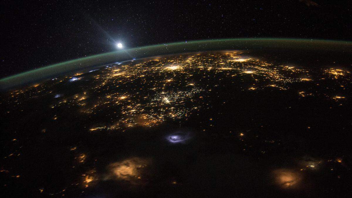 The historical discovery of the planets could be an indicator that billions more could be floating in space without any orbit, researchers say. (Scott Kelly/NASA via AP)