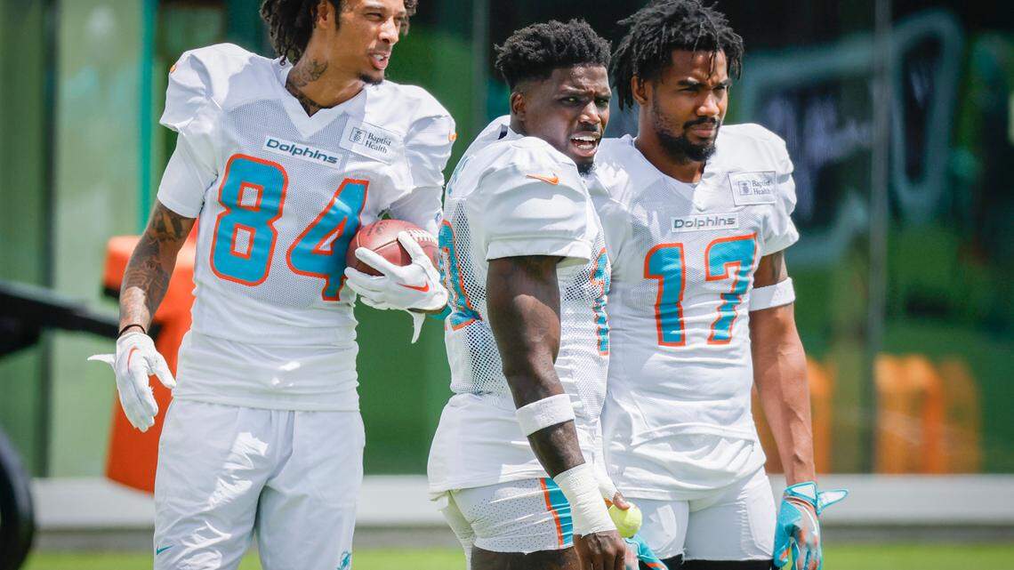 Miami Dolphins vs. Jacksonville Jaguars: Tyreek does handcuff TD celebration in 20-17 win