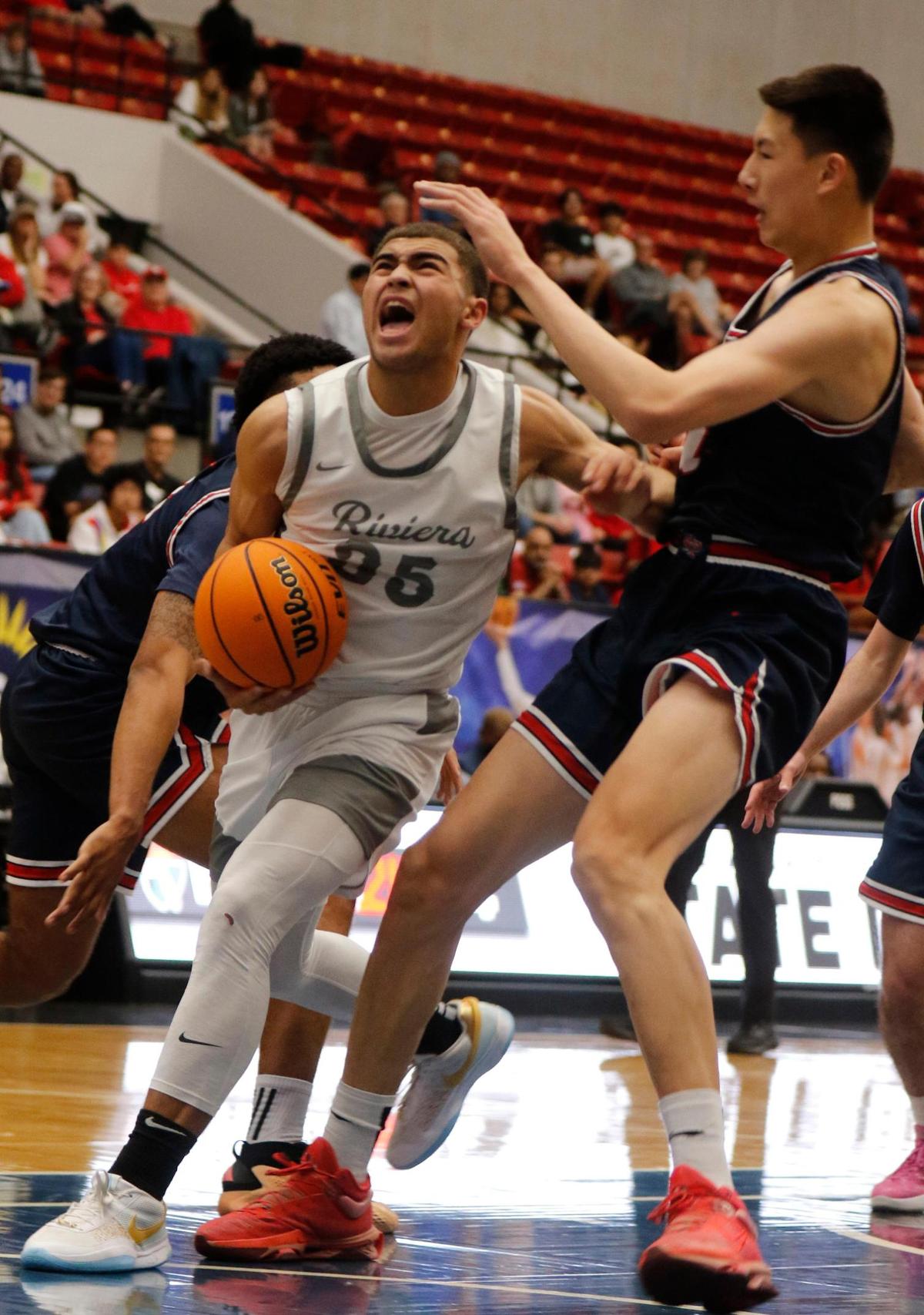 Bulldogs Dante Allen battles Lakers 332 Sinan Luan on a drive to the basket in the first half. Riviera Prep defeated the Windermere Prep 68 to 57 to earn back to back state titles. Fhsaa 2024 State Championships Lakeland, Fl. March 1st 2024. Special to the Gainesville Sun/ Calvin Knight.