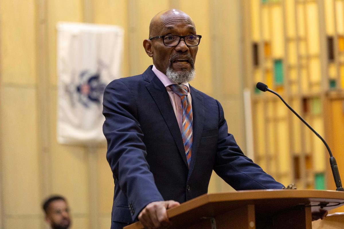 Defense Attorney Tony Moss gives his closing statements during a sentencing hearing for his client Anthawn Ragan, who has been convicted of first-degree murder, at the Richard E. Gerstein Justice Building on Thursday, May 8, 2025, in Miami, Fla.