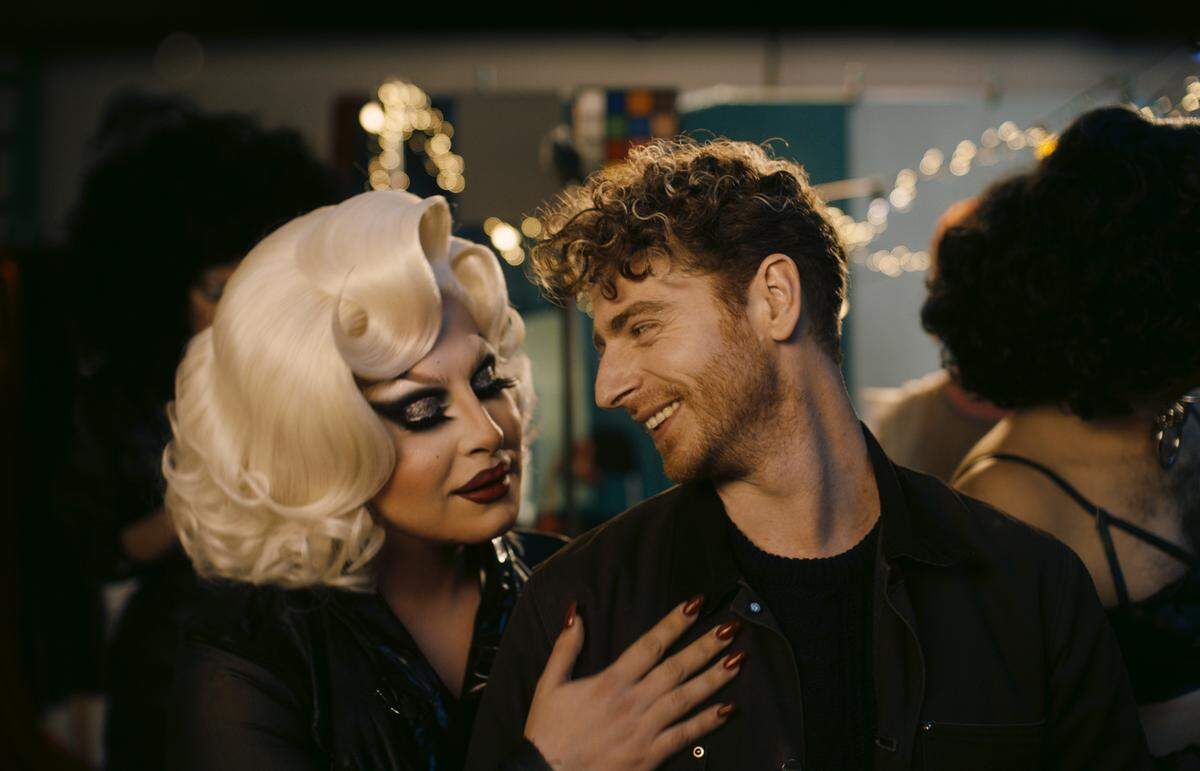 In “Three Nights A Week,” a 2022 French film, a photographer falls in love with a drag queen named Cookie. It is OUTshine’s closing film on April 30.