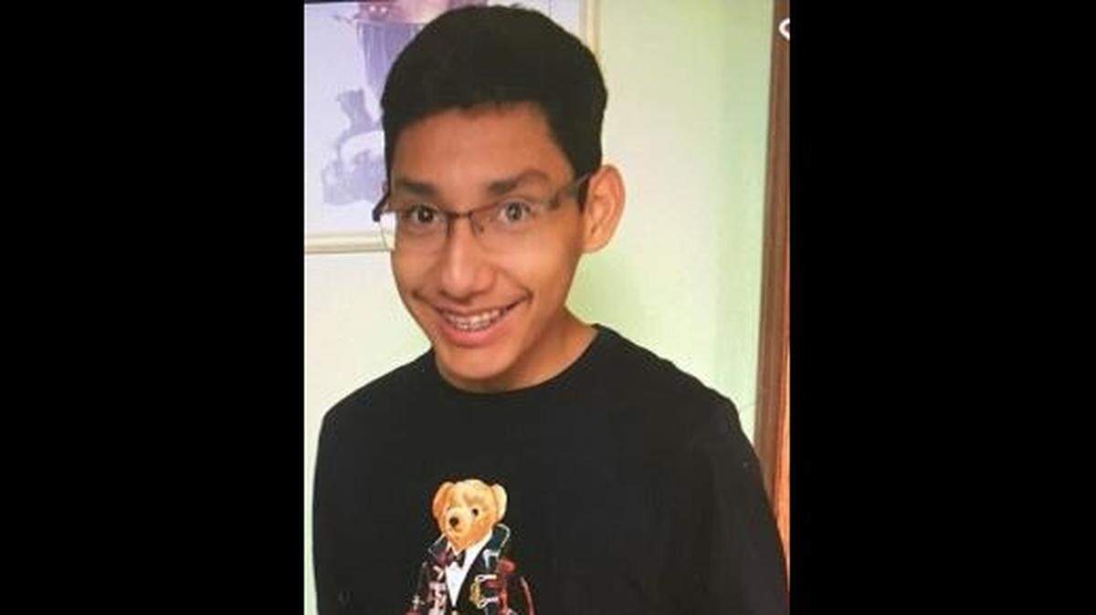 Juan Velasquez Jr.