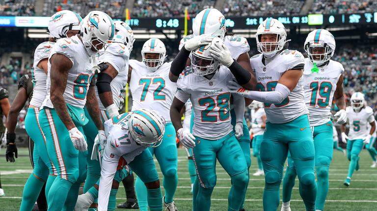 Live updates: All-day leaks on the Dolphins’ 2026 schedule before announcement