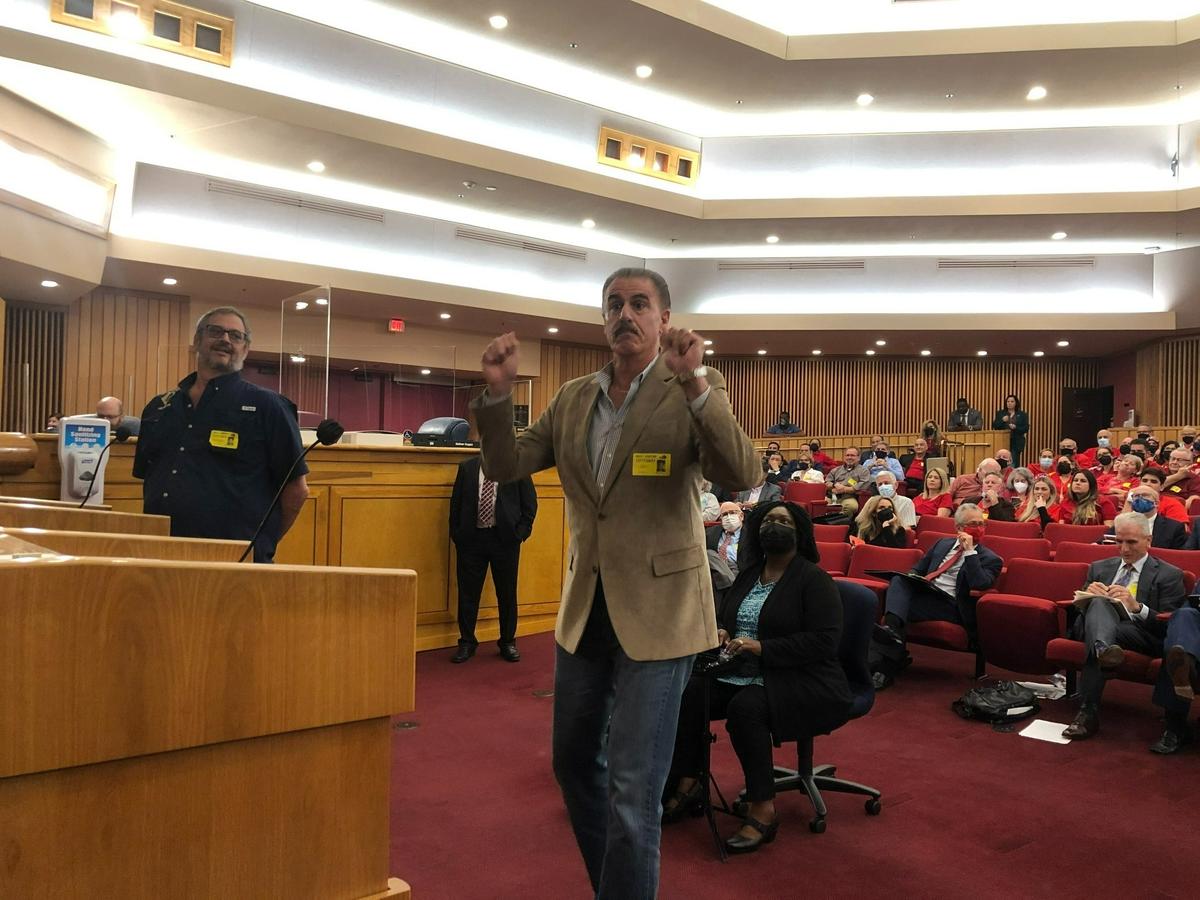 Ron Magill, taking a day off from his county job as Zoo Miami’s well-known spokesman, urged county commissioners to reject plans for a residential development on the shuttered Calusa golf course, currently home to birds and other animals.