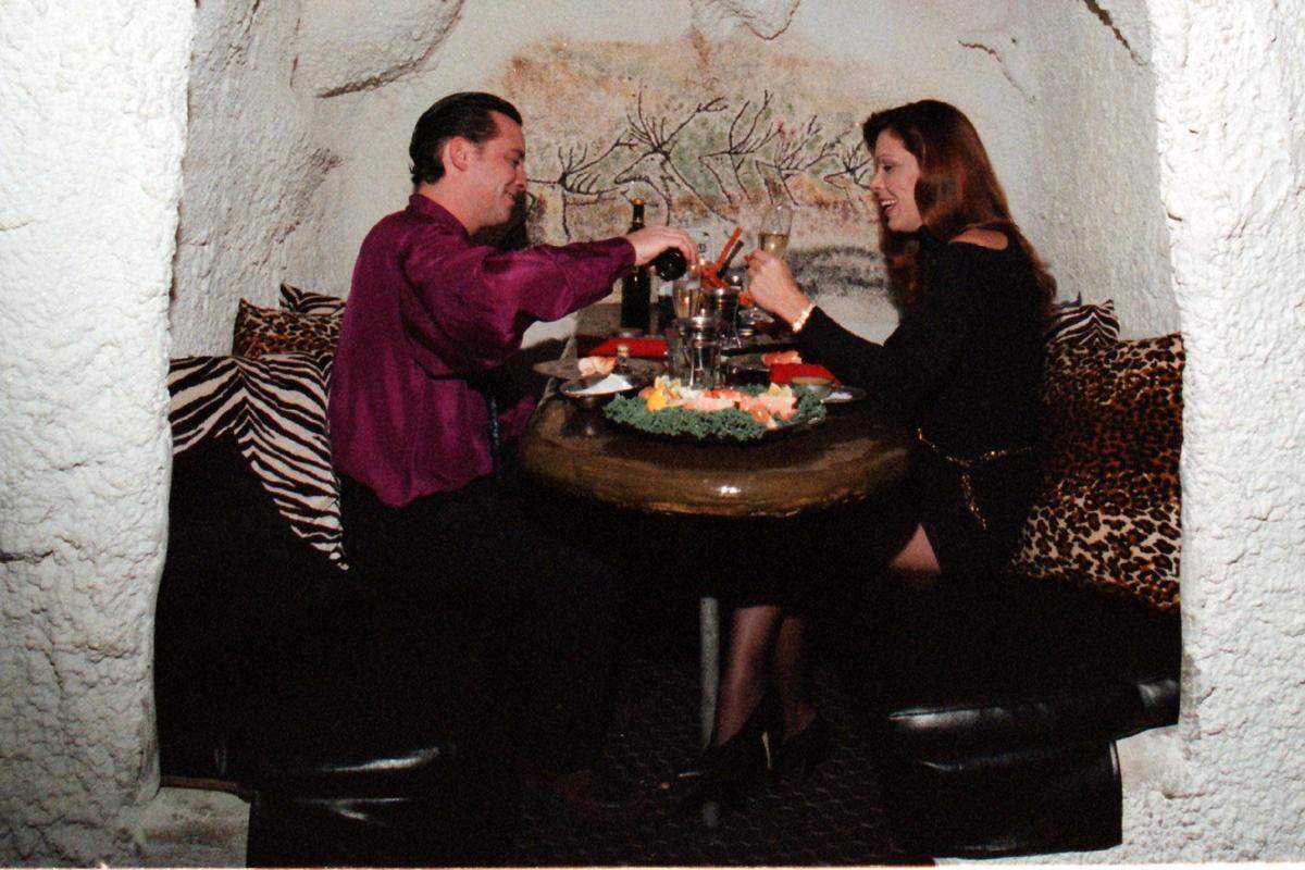 Diners ate in caves at The Caves.